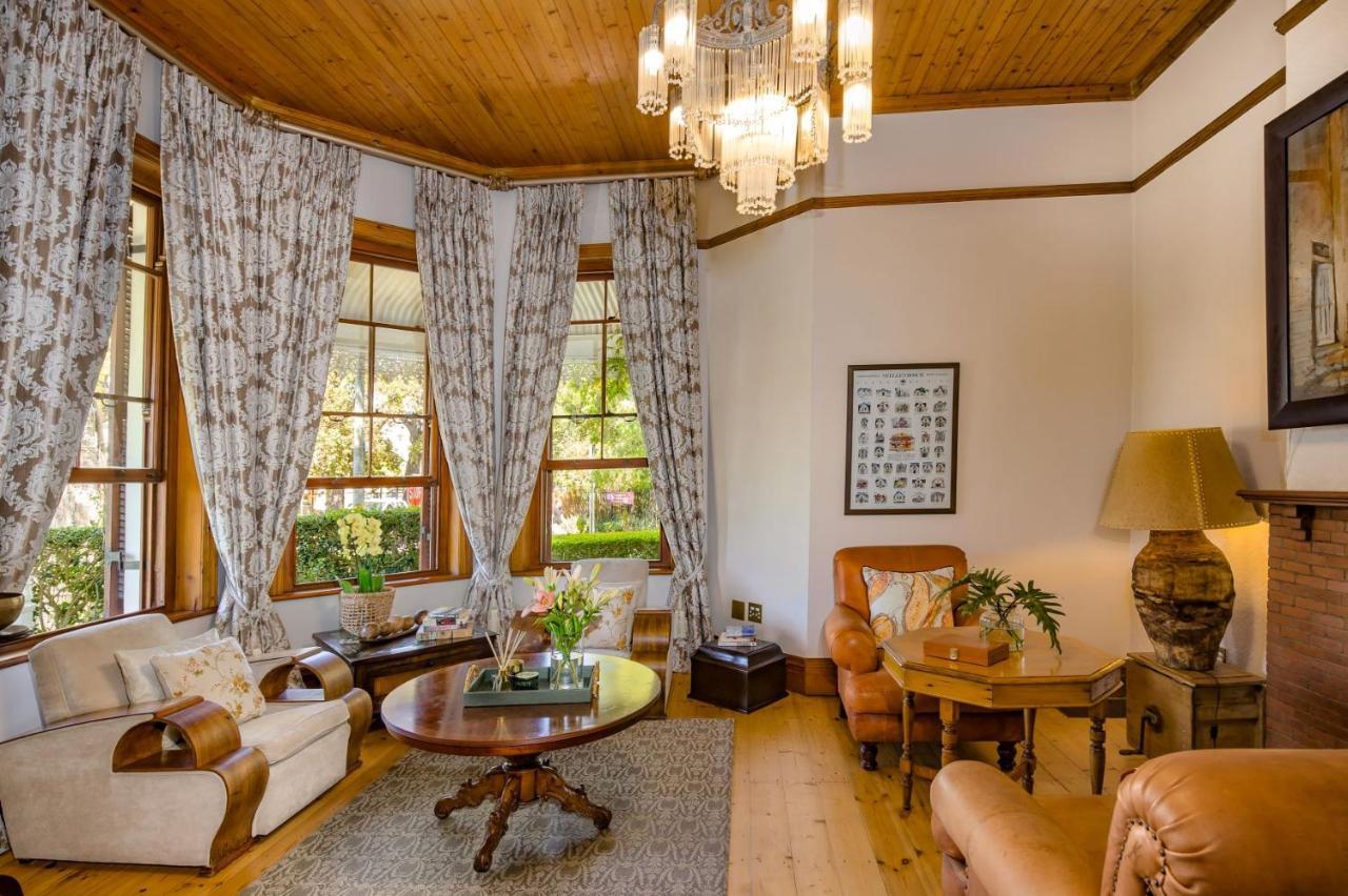 Roosenwijn Guesthouse Стелленбос Екстер'єр фото
